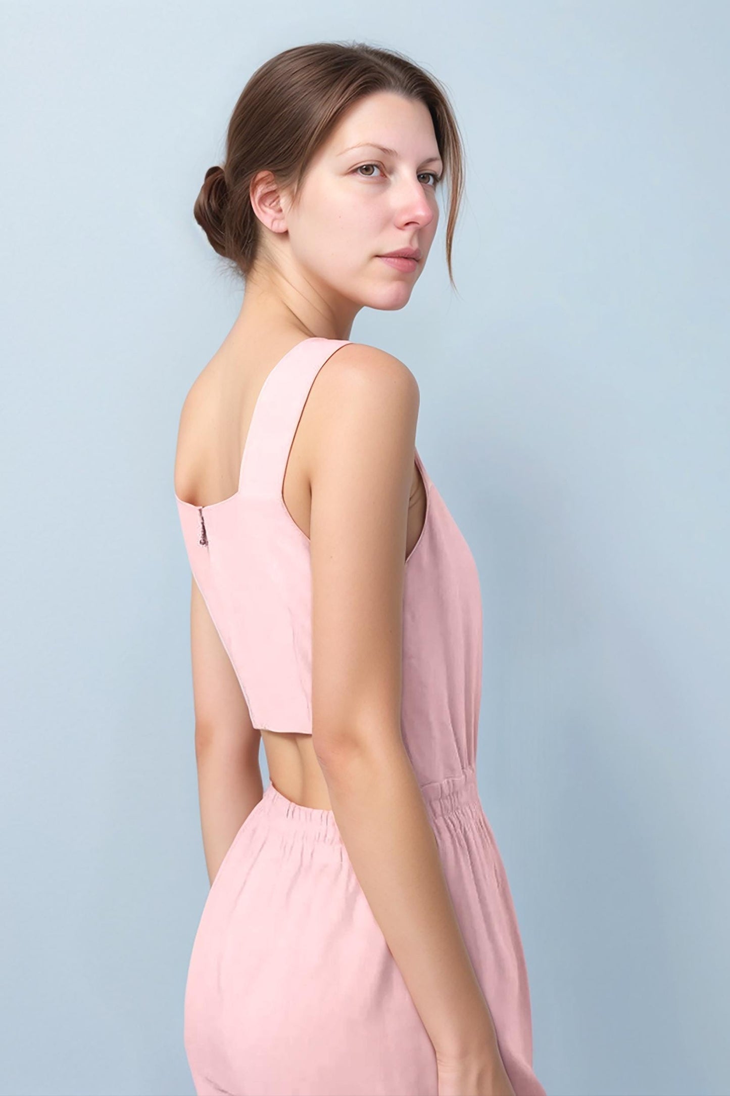 Elegant Pink Sleeveless Jumpsuit – Women’s Casual & Chic Wide-Leg Outfit | SKU.25T11T7D