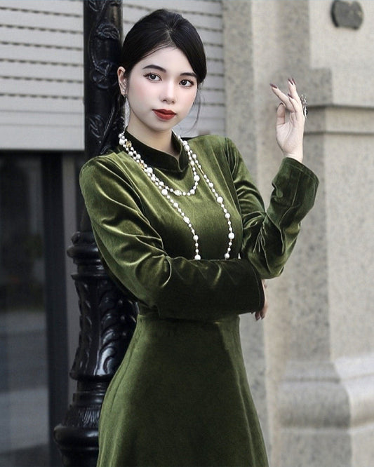 Chic Velvet Midi Dress with Long Sleeves and Turtleneck - Self-Tie Belt | Fashion for Spring and Fall | Custom Handmade Design