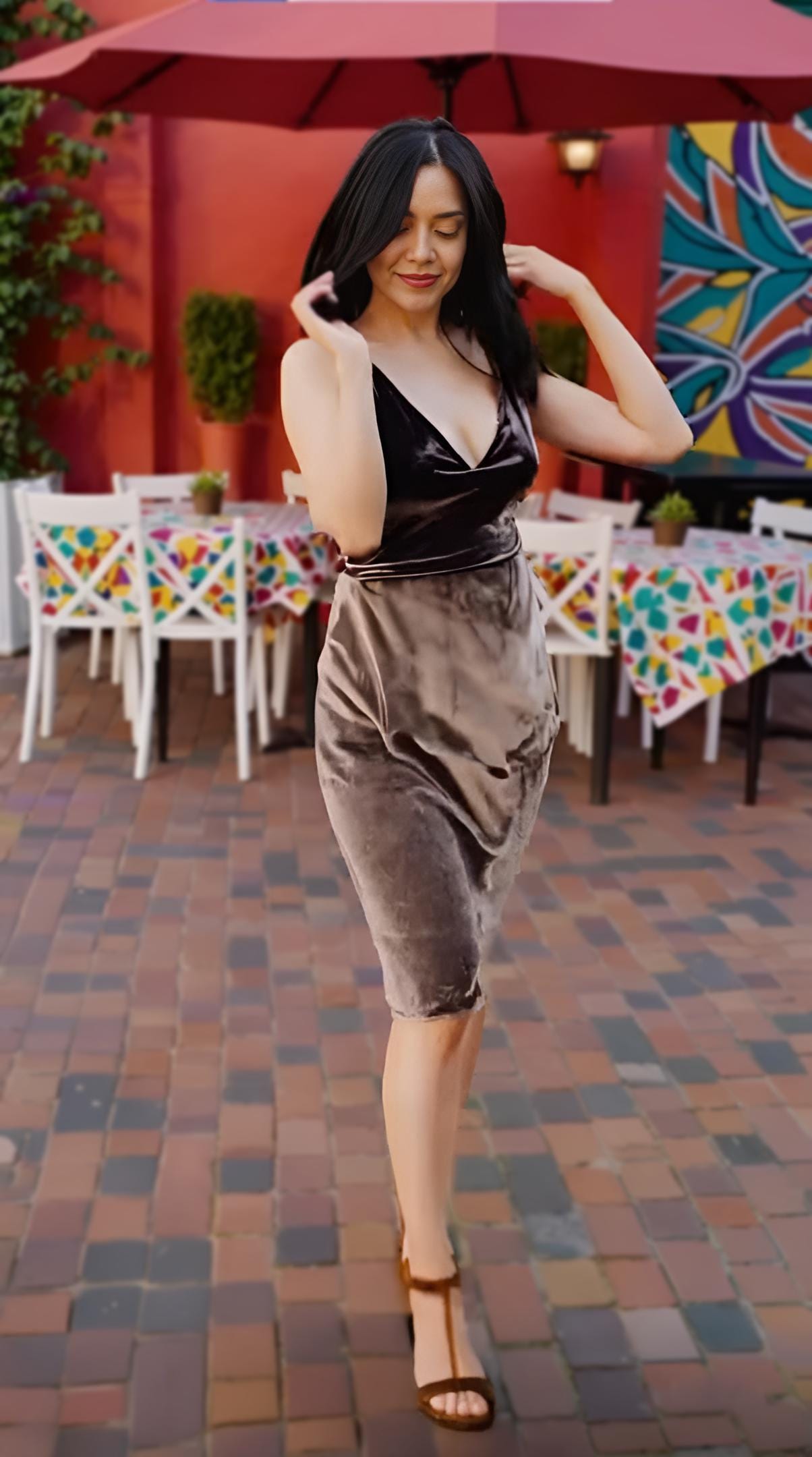 Elegant Velvet Midi Dress - Soft Stretchy Sleeveless Cocktail Dress for Evening & Party | SKU.25T08T7B