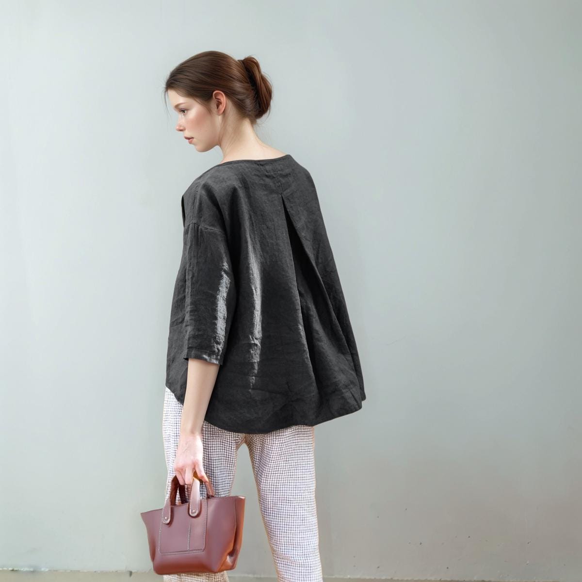Linen Trapeze Top, Loose Fit Boxy Shirt, Cropped Front, Minimalist Linen Top, Casual Women's Shirt | SKU.25T22T3D