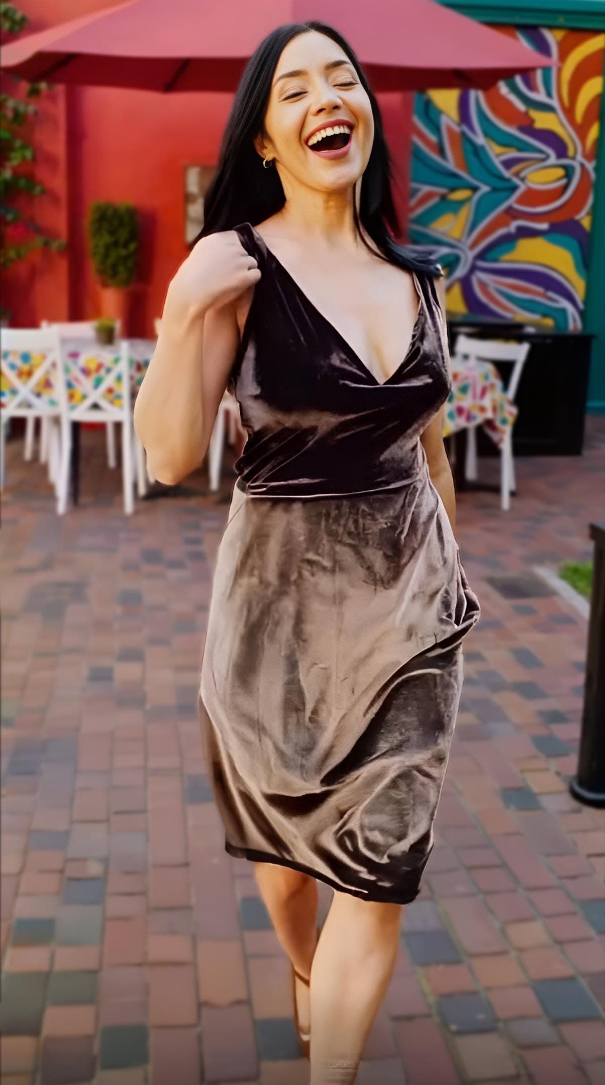 Elegant Velvet Midi Dress - Soft Stretchy Sleeveless Cocktail Dress for Evening & Party | SKU.25T08T7B